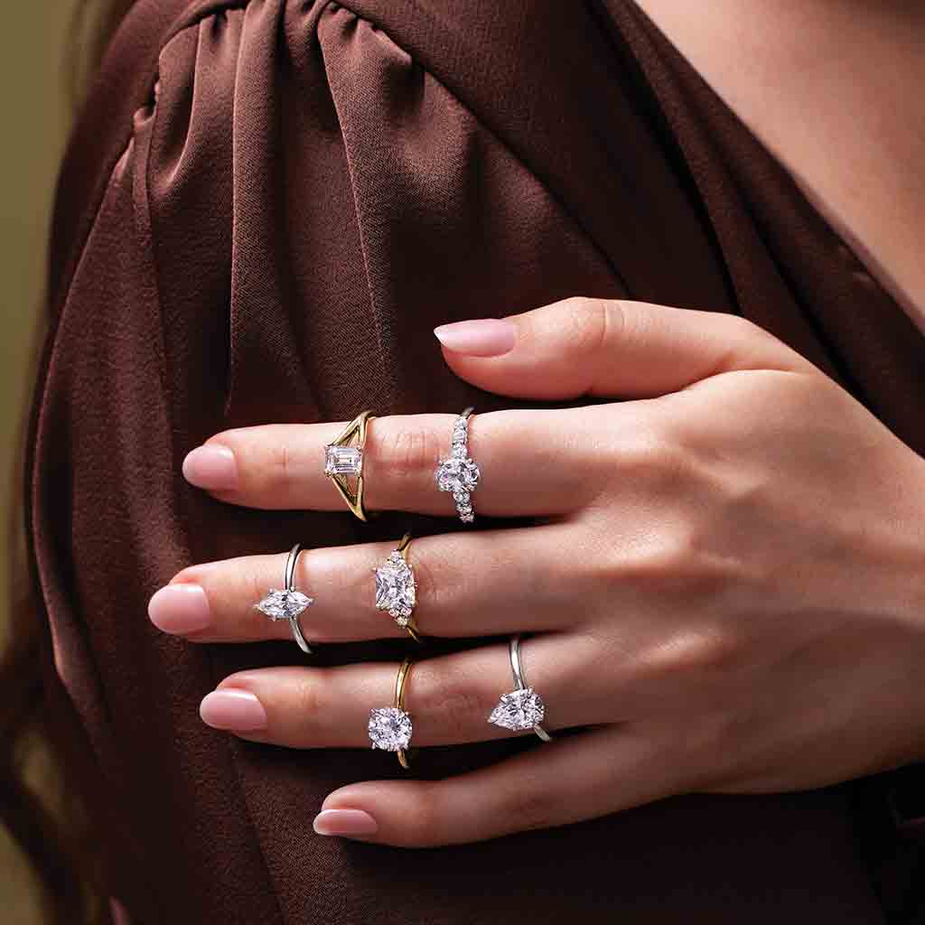 Engagement rings with ethically sourced diamond