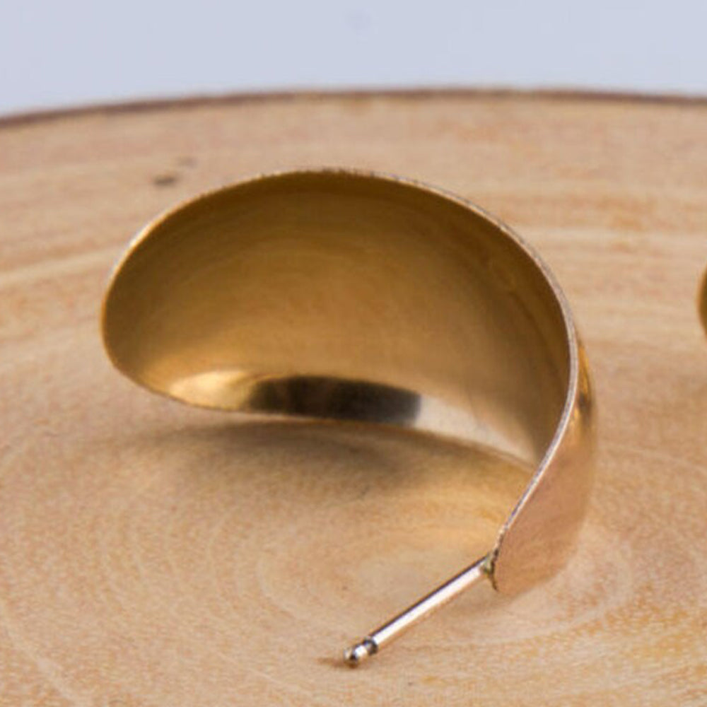 Sleek 14K gold-fill curved hoop earrings