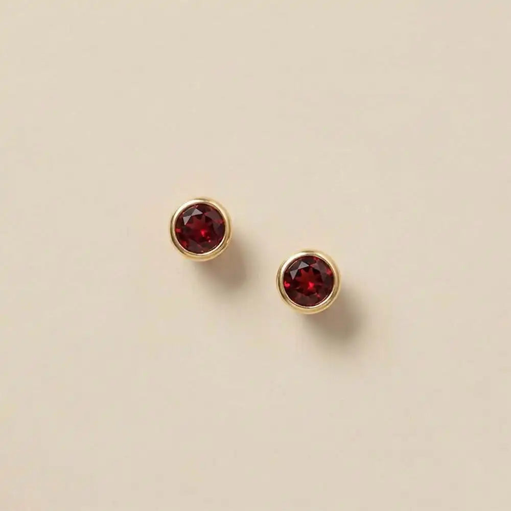Garnet stud earrings in 14K gold, 4mm Mozambique garnet, product shot