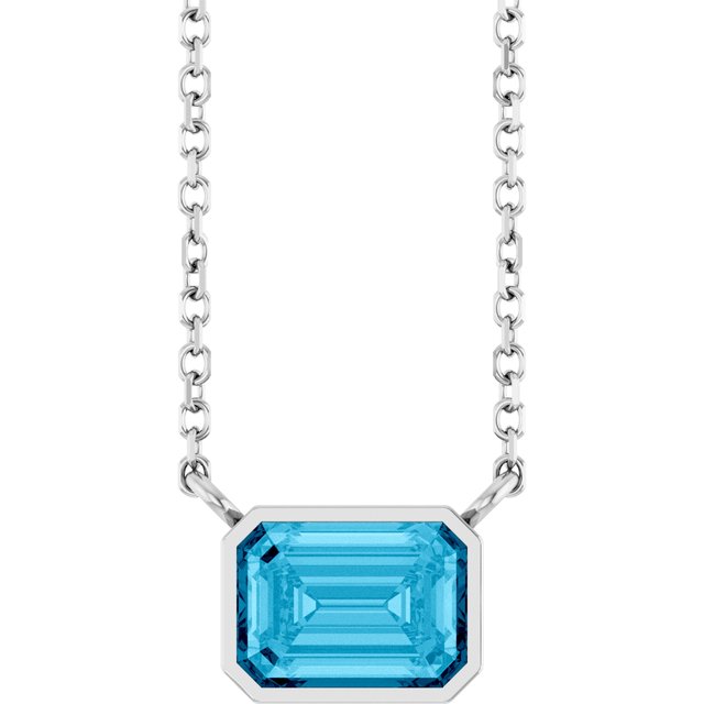 Aquamarine solitaire necklace in white gold