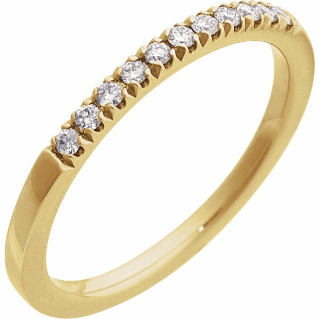 Yellow gold stackable ring with natural diamonds