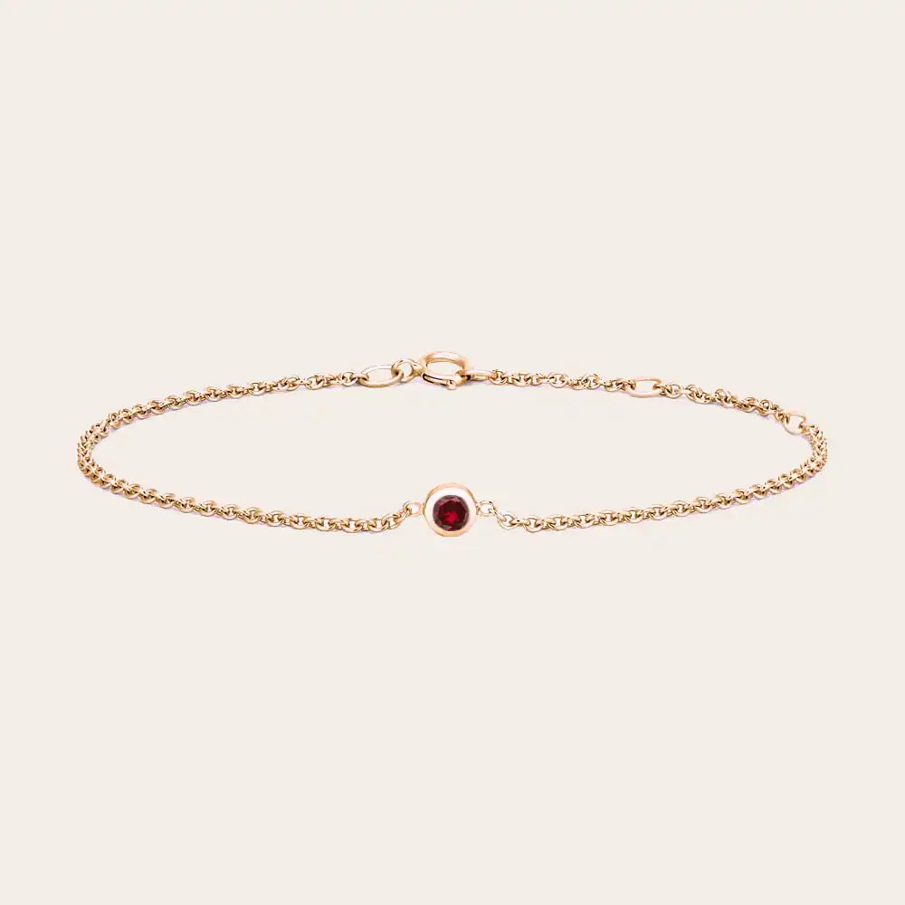 14K rose gold Garnet bracelet, Close-up of AAA quality garnet bezel-set bracelet rose gold variant--14K-rose-gold variant--Garnet