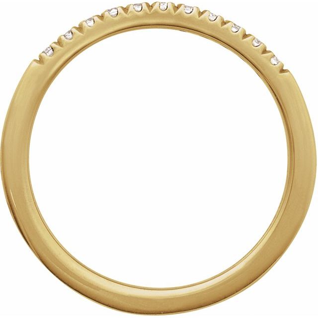Minimal diamond band in 14K yellow gold