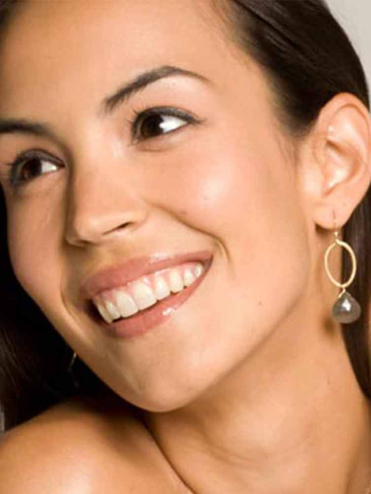 Single gemstone gold drop earring, custom-made