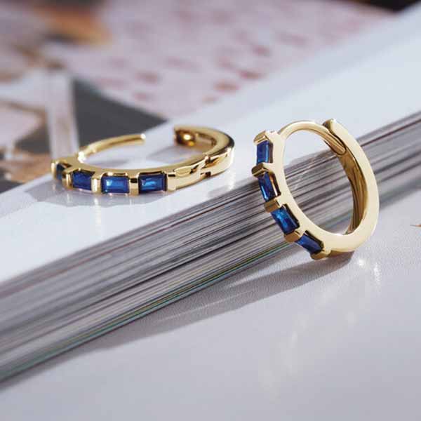 Sapphire stud earrings in 14K gold, handcrafted in Colorado