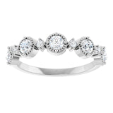 Medallion diamond band in 14K white gold, product view variant--14K-rose-gold variant--Diamond-Lab variant--Diamond-Nat