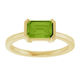 Gemmy tile cocktail ring with peridot in 14K gold, editorial styling variant--14K-rose-gold variant--Sapphire