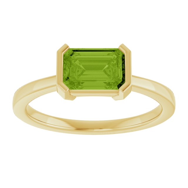 Gemmy tile cocktail ring with peridot in 14K gold, editorial styling variant--14K-rose-gold variant--Sapphire