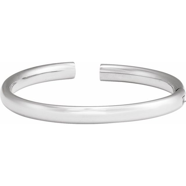 Round gold cuff close-up of polished surface detail white gold Silver variant--14K-white-gold variant--6mm variant--Sterling-Silver