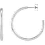 14K gold hoop earring close-up of smooth polished surface variant--14K-white-gold variant--35mm variant--Sterling-silver