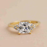 Cluster accent stone engagement ring setting in 14K yellow gold
