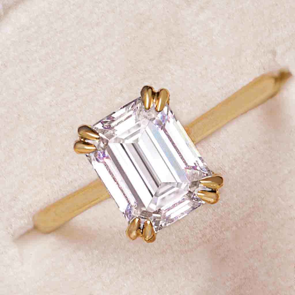 14K yellow gold double claw prong solitaire engagement ring setting
