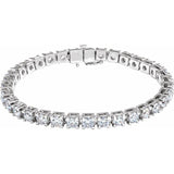 Lab-grown diamond tennis bracelet in 14K gold, close-up of diamond setting white gold variant--14K-white-gold variant--Diamond-Lab variant--10-CT