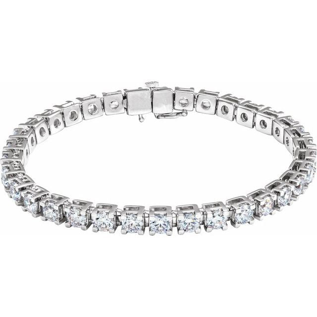 Lab-grown diamond tennis bracelet in 14K gold, close-up of diamond setting white gold variant--14K-white-gold variant--Diamond-Lab variant--10-CT