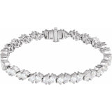 Mixed pear tennis bracelet, close-up of pear diamond settings white gold variant--14K-white-gold