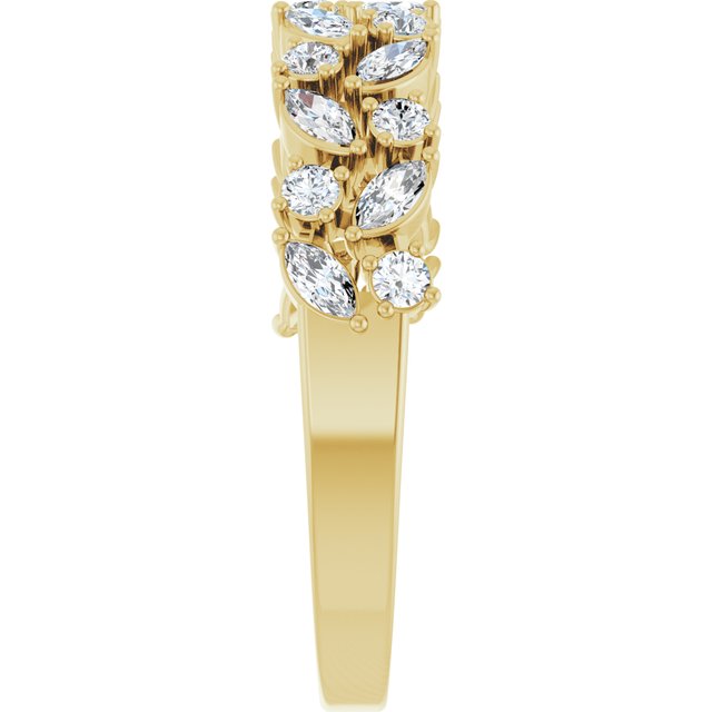 Side View of a the Garland Diamond Band in Yellow Gold variant--14K-yellow-gold variant--Diamond-Lab variant--Diamond-Nat