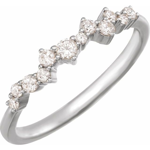 Scattered diamond band in 14K gold, three-quarter view variant--14K-white-gold variant--Diamond-Lab variant--Diamond-Nat