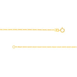 classic figaro chain in solid gold close upof spring ring