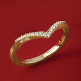 Curved diamond contour band in 14K yellow gold