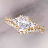 French-set diamond contour band in 14K gold, editorial view showing curved profile