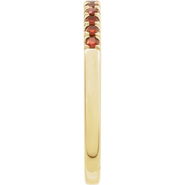 Handcrafted yellow gold ring with natural garnets