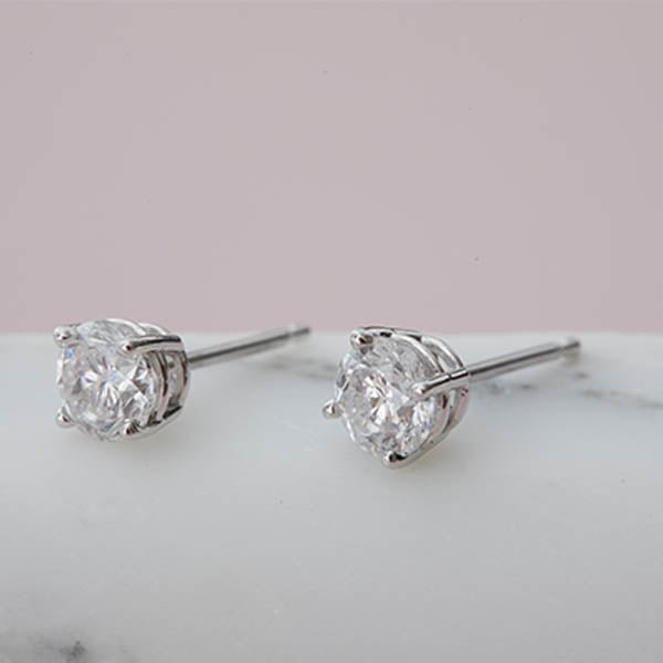 Basket-Set Diamond Stud Earrings - erin gallagher