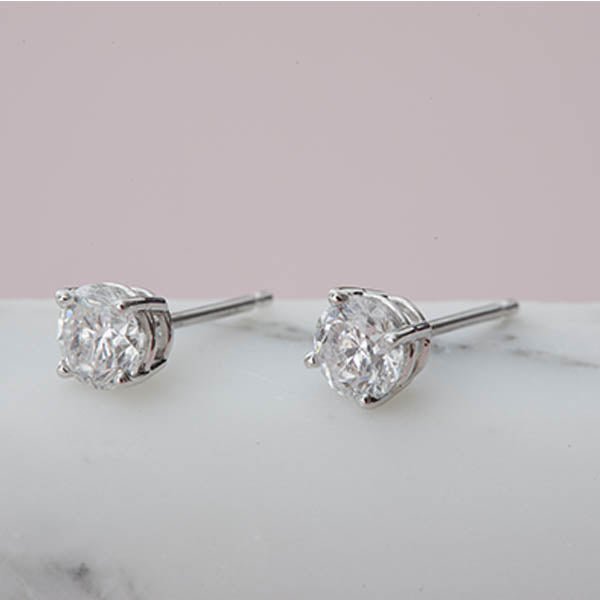 Basket-Set Diamond Stud Earrings - erin gallagher